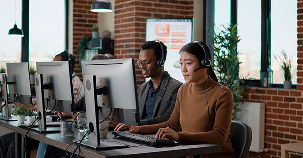 InterActive Support, jasa servis